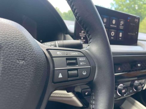 Used 2023 Honda Accord EX-L image 23