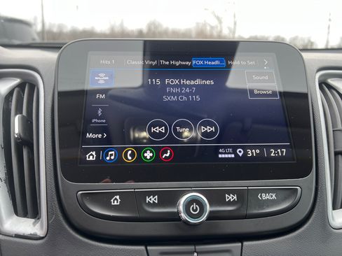 Used 2023 Chevrolet Malibu LT image 27