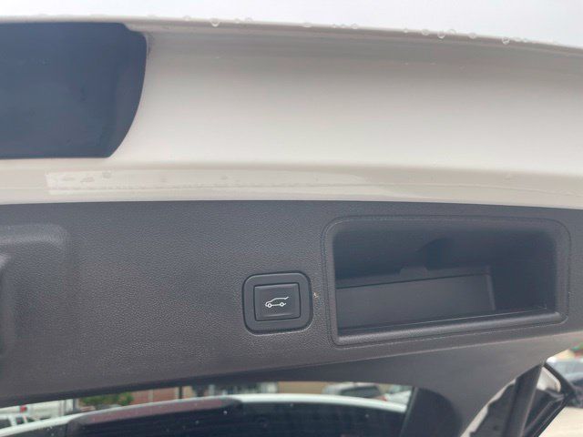 Used 2018 GMC Terrain Denali w/ LPO, 'HIT The Road' Package AWD/4WD image 40