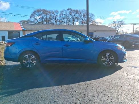 Used 2023 Nissan Sentra SV image 7