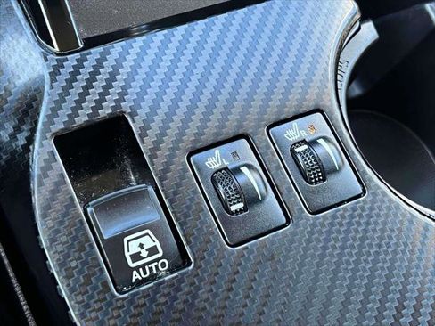 Certified 2022 Toyota 4Runner TRD Off-Road Premium image 32