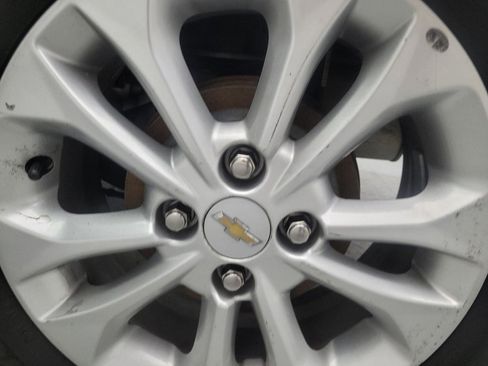 Used 2020 Chevrolet Spark LT image 31