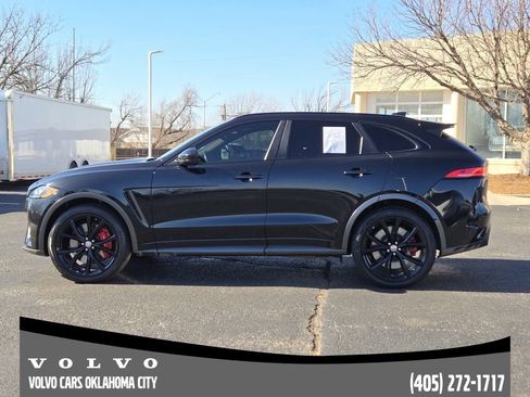 Used 2020 Jaguar F-PACE SVR image 3