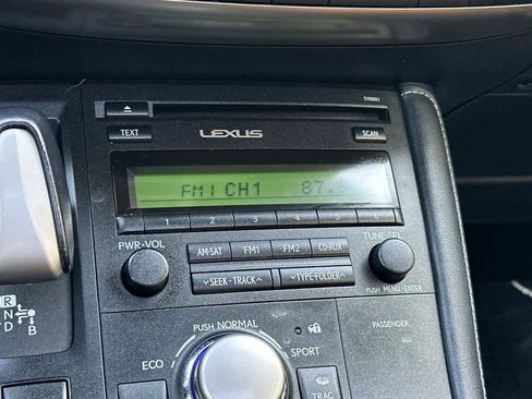 Used 2015 Lexus CT 200h image 19