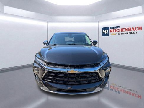 Used 2025 Chevrolet Blazer LT FWD image 9