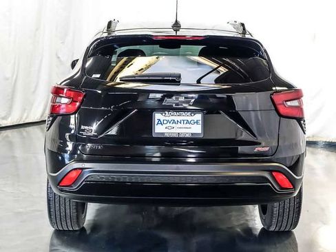 Used 2025 Chevrolet Trax RS w/ Driver Confidence Package FWD image 8