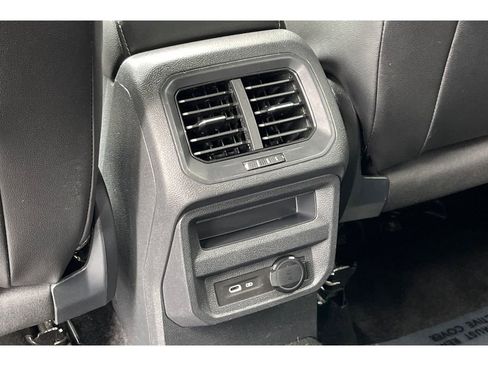 Used 2023 Volkswagen Tiguan SE R-Line FWD image 41