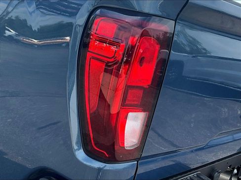 New 2026 GMC Sierra 2500 Pro AWD/4WD image 15