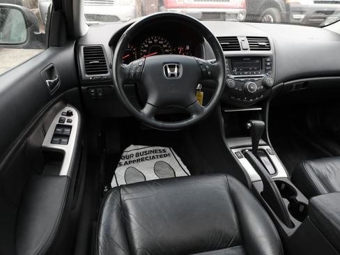 Used 2004 Honda Accord EX image 13