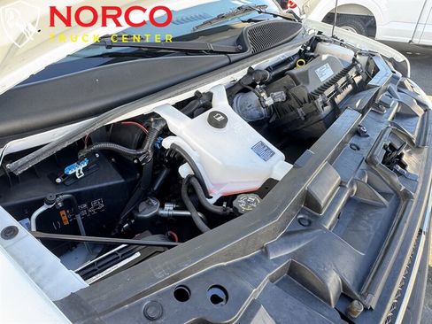 Used 2023 Chevrolet Express 2500 w/ Driver Convenience Package image 28