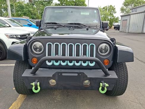 Used 2012 Jeep Wrangler Sahara w/ Connectivity Group AWD/4WD image 2