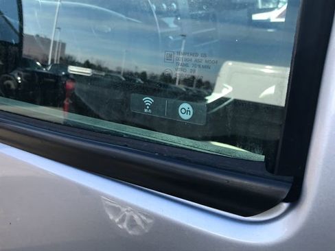 Certified 2021 Chevrolet Express 2500 LT w/ LT Preferred Equipment Group image 8