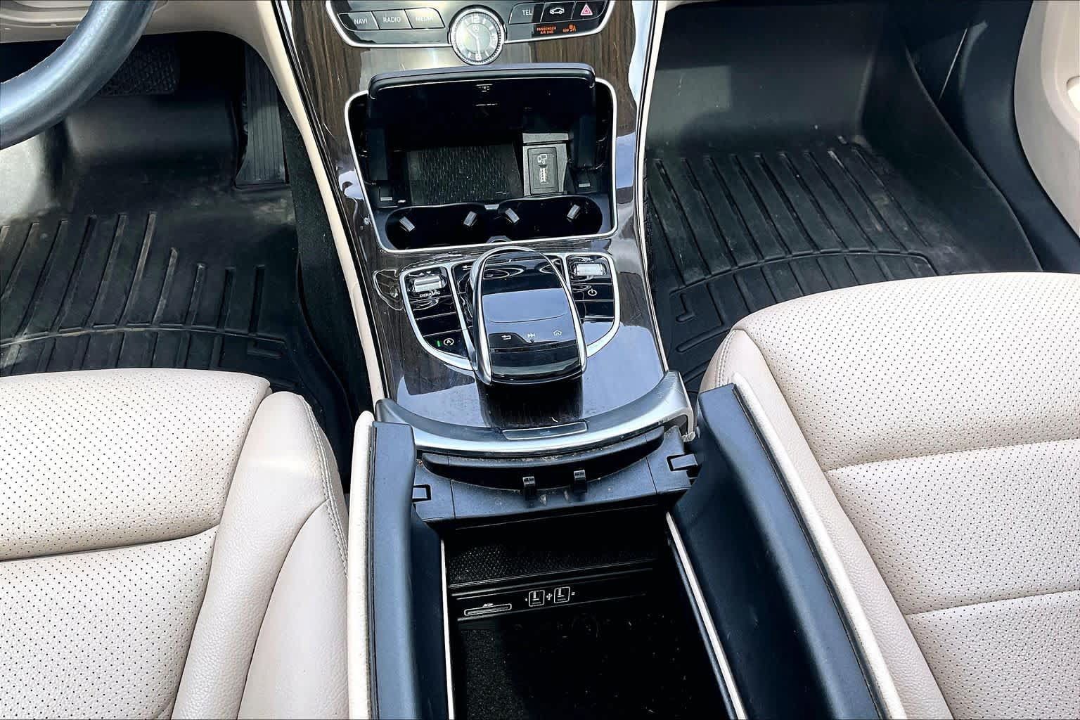 Used 2019 Mercedes-Benz C 300 4MATIC Sedan image 35