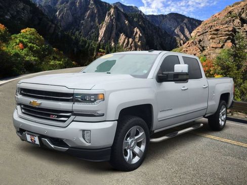 Used 2018 Chevrolet Silverado 1500 LTZ Z71 w/ LTZ Plus Package AWD/4WD image 5