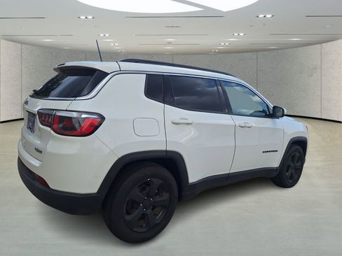 Used 2020 Jeep Compass Latitude w/ Cold Weather Group image 5