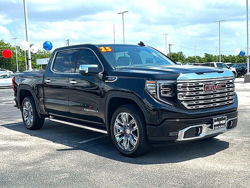 Used 2024 GMC Sierra 1500 Denali w/ Denali Reserve Package RWD image 10