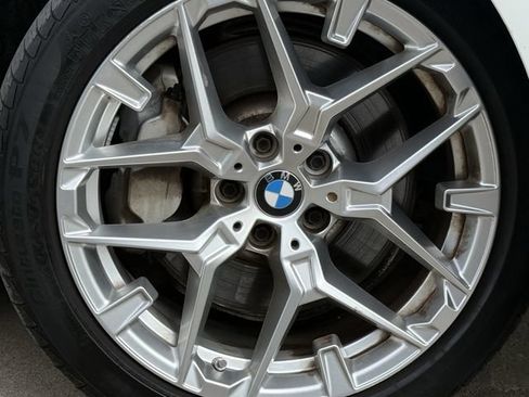 Used 2025 BMW 330i xDrive Sedan AWD/4WD image 10