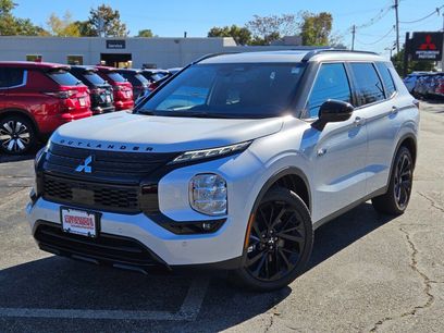 New 2025 Mitsubishi Outlander SEL Black Edition