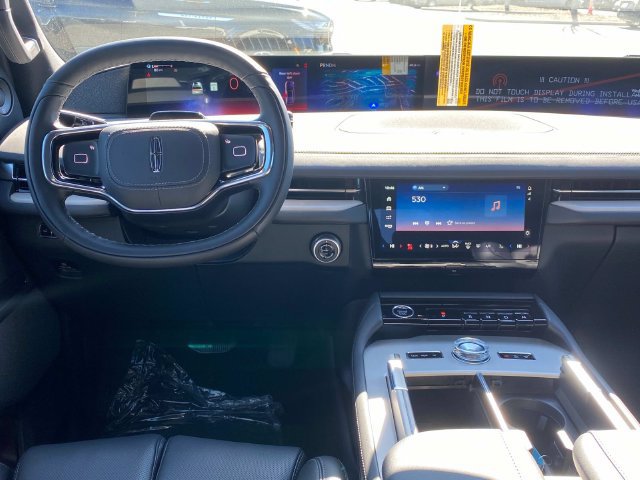 New 2026 Lincoln Navigator Reserve w/ Jet Appearance Package AWD/4WD image 6