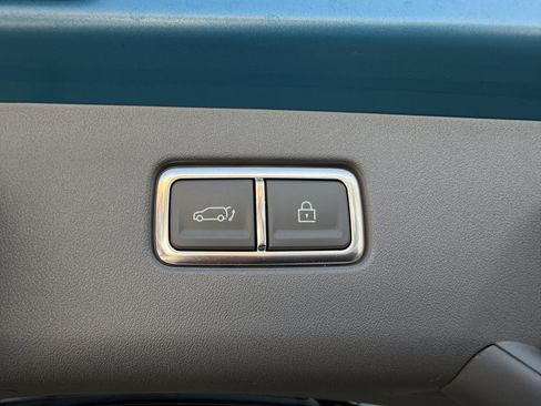 Used 2024 Kia EV9 Wind AWD/4WD image 38