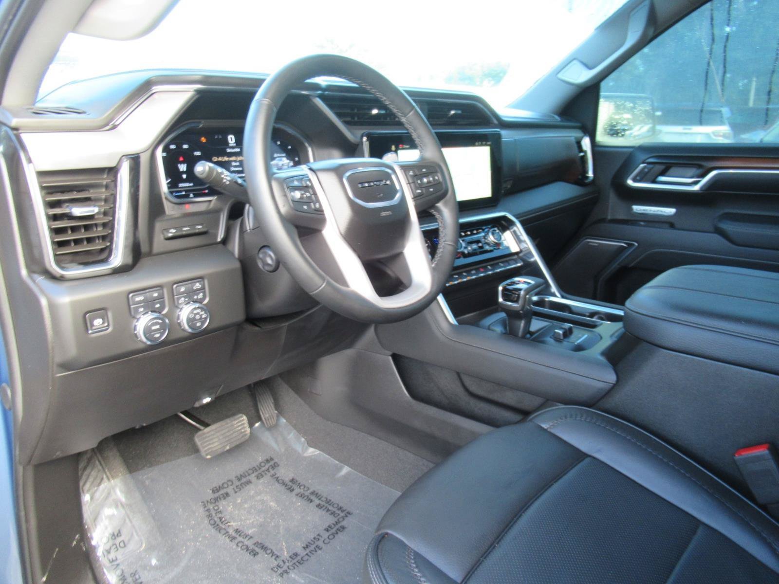 Used 2025 GMC Sierra 1500 Denali w/ Denali Reserve Package AWD/4WD image 20