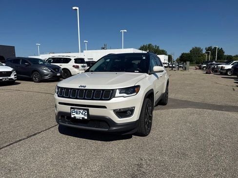 Used 2018 Jeep Compass Limited AWD/4WD image 1