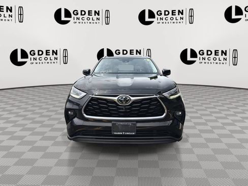 Used 2020 Toyota Highlander Limited AWD/4WD image 3