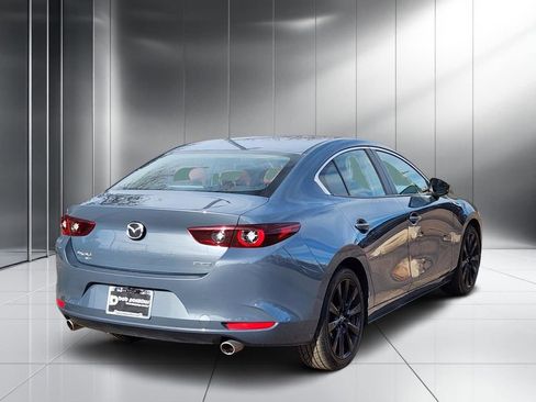 Used 2024 MAZDA MAZDA3 s image 30