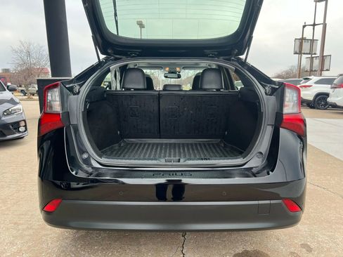 Used 2019 Toyota Prius Limited image 8