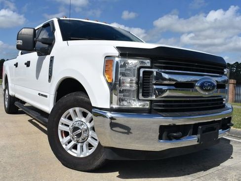 Used 2017 Ford F250 XL w/ STX Appearance Package image 1