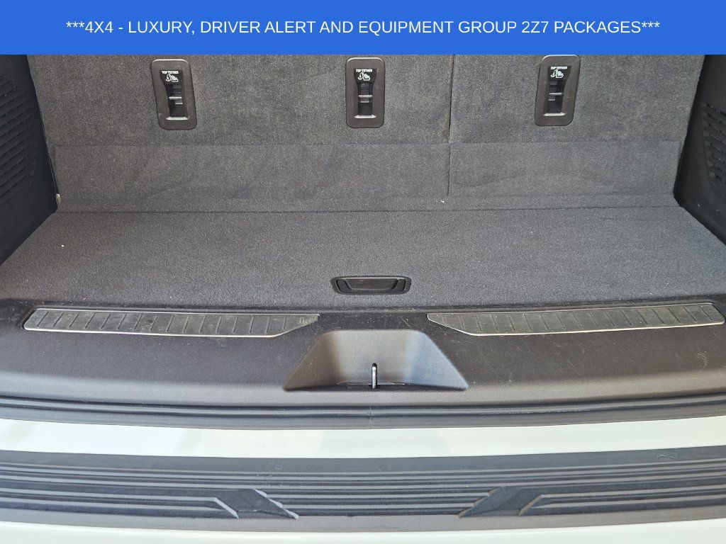Used 2021 Chevrolet Tahoe Z71 w/ Luxury Package AWD/4WD image 34