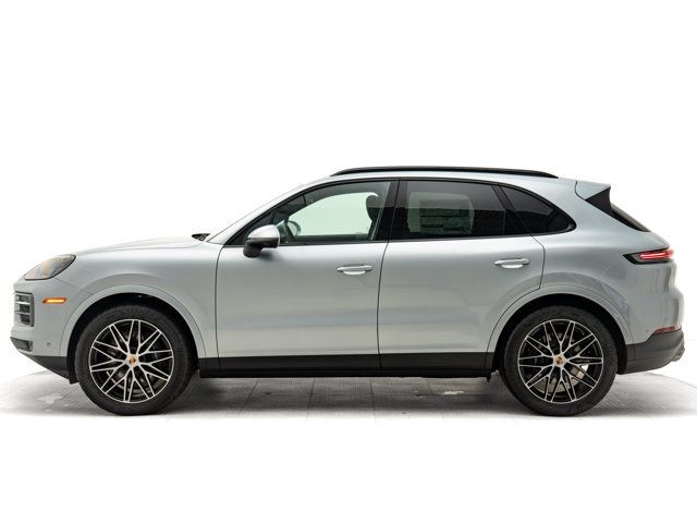 Certified 2026 Porsche Cayenne AWD/4WD image 2