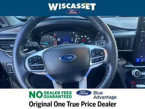 Certified 2022 Ford Explorer Limited w/ Limited Technology Package image 33