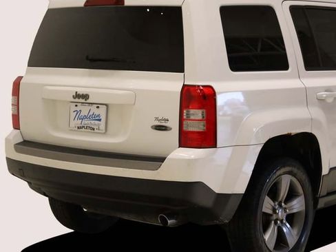 Used 2016 Jeep Patriot Sport w/ Power Value Group image 7