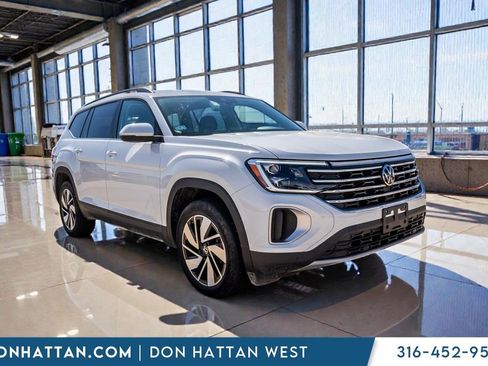 Used 2025 Volkswagen Atlas SE AWD/4WD image 31