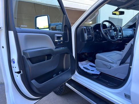 Used 2019 Chevrolet Silverado 2500 W/T w/ WT Convenience Package image 21