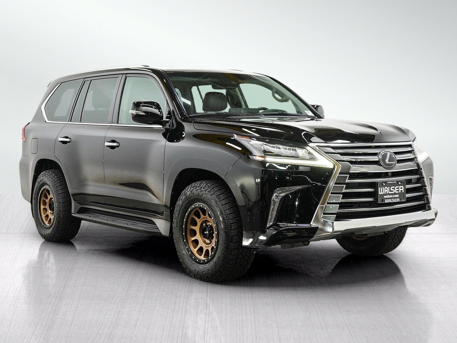 Used 2018 Lexus LX 570 4WD image 7