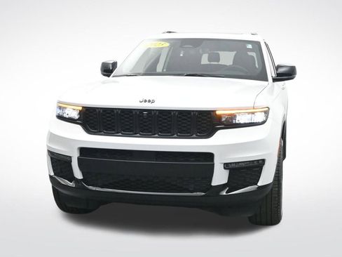 Used 2025 Jeep Grand Cherokee L Limited w/ Luxury Tech Group II image 2