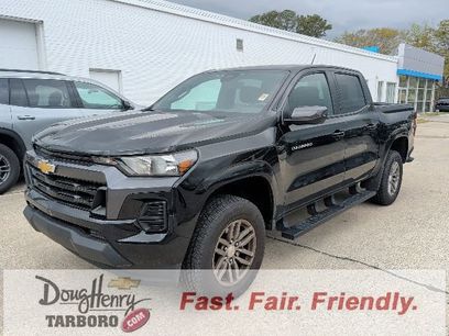 Used 2023 Chevrolet Colorado LT