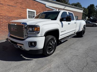 Used 2019 GMC Sierra 3500 Denali w/ Duramax Plus Package