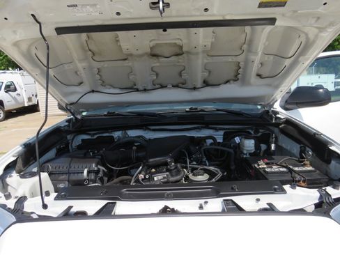 Used 2022 Toyota Tacoma SR AWD/4WD image 21