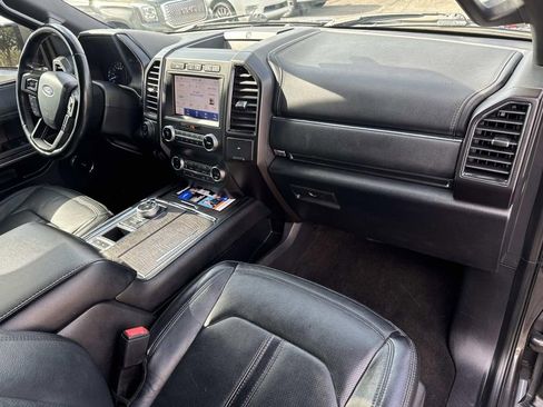 Used 2020 Ford Expedition Limited w/ Texas Edition Package RWD image 15