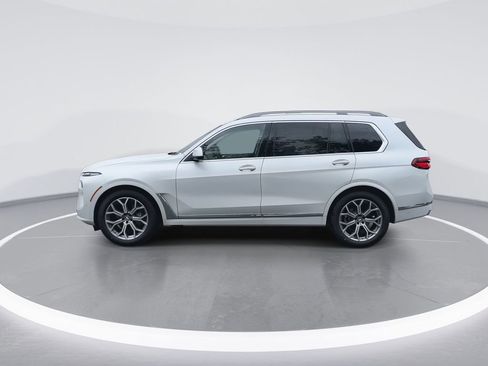 Used 2026 BMW X7 xDrive40i image 5