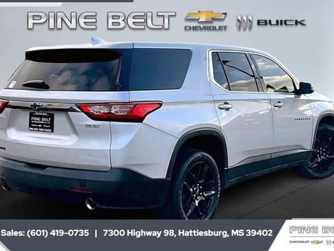 Used 2019 Chevrolet Traverse LS w/ LPO, Blackout Package image 11