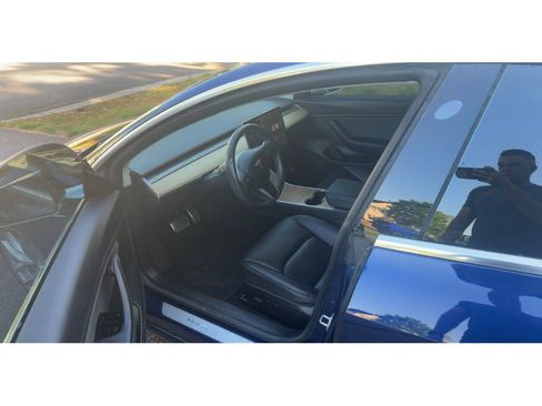 Used 2020 Tesla Model 3 Long Range AWD/4WD image 5