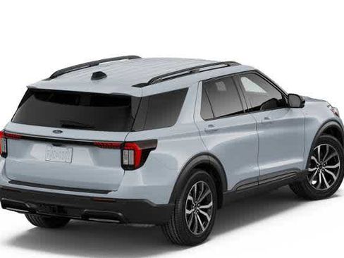 New 2026 Ford Explorer ST-Line AWD/4WD image 4
