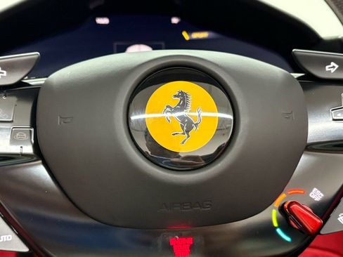 Used 2025 Ferrari Roma Spider RWD image 23