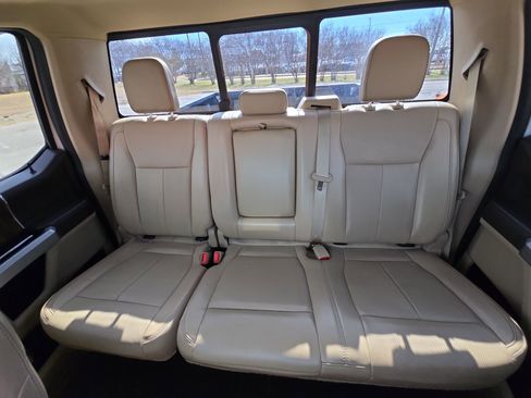 Certified 2018 Ford F150 Lariat image 22