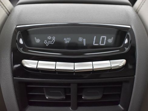 New 2025 Cadillac XT5 Premium Luxury w/ LPO, Floor Liner Package image 27