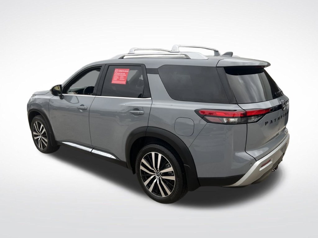 Certified 2024 Nissan Pathfinder Platinum w/ Lighting Package (N92) AWD/4WD image 46
